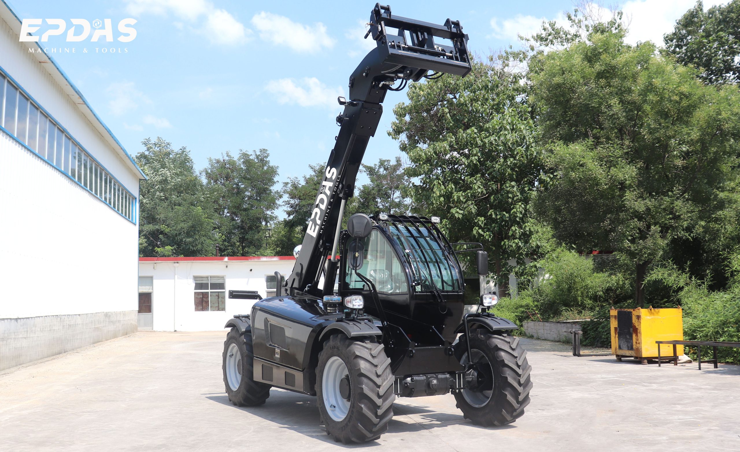 Rotating Telehandler