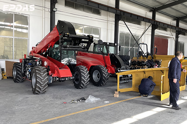 Rough Terrain Telehandler