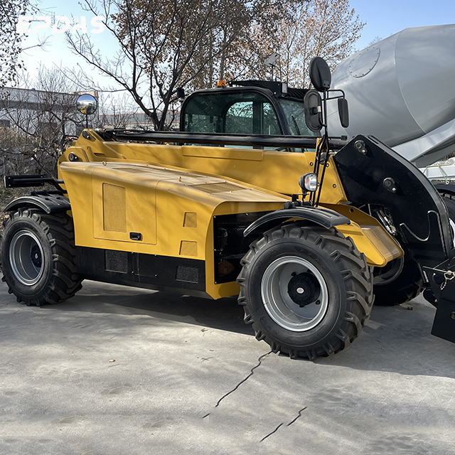 Rough Terrain Telehandler